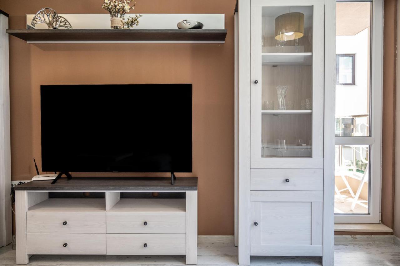Elegant Spotless Apartment In Sofia Center Exteriör bild