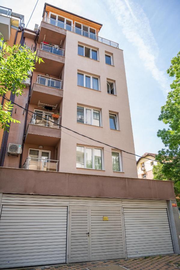 Elegant Spotless Apartment In Sofia Center Exteriör bild